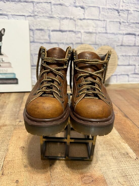 Dr. Martens VTG Grizzly Brown Leather Boots Made England Mens US 5 8287 AW 004 main image 12